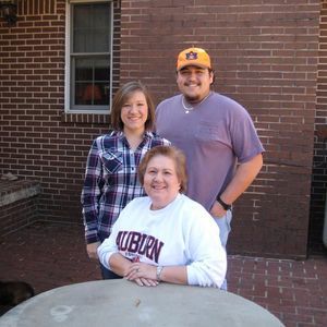 Meet your Posher, Elaine